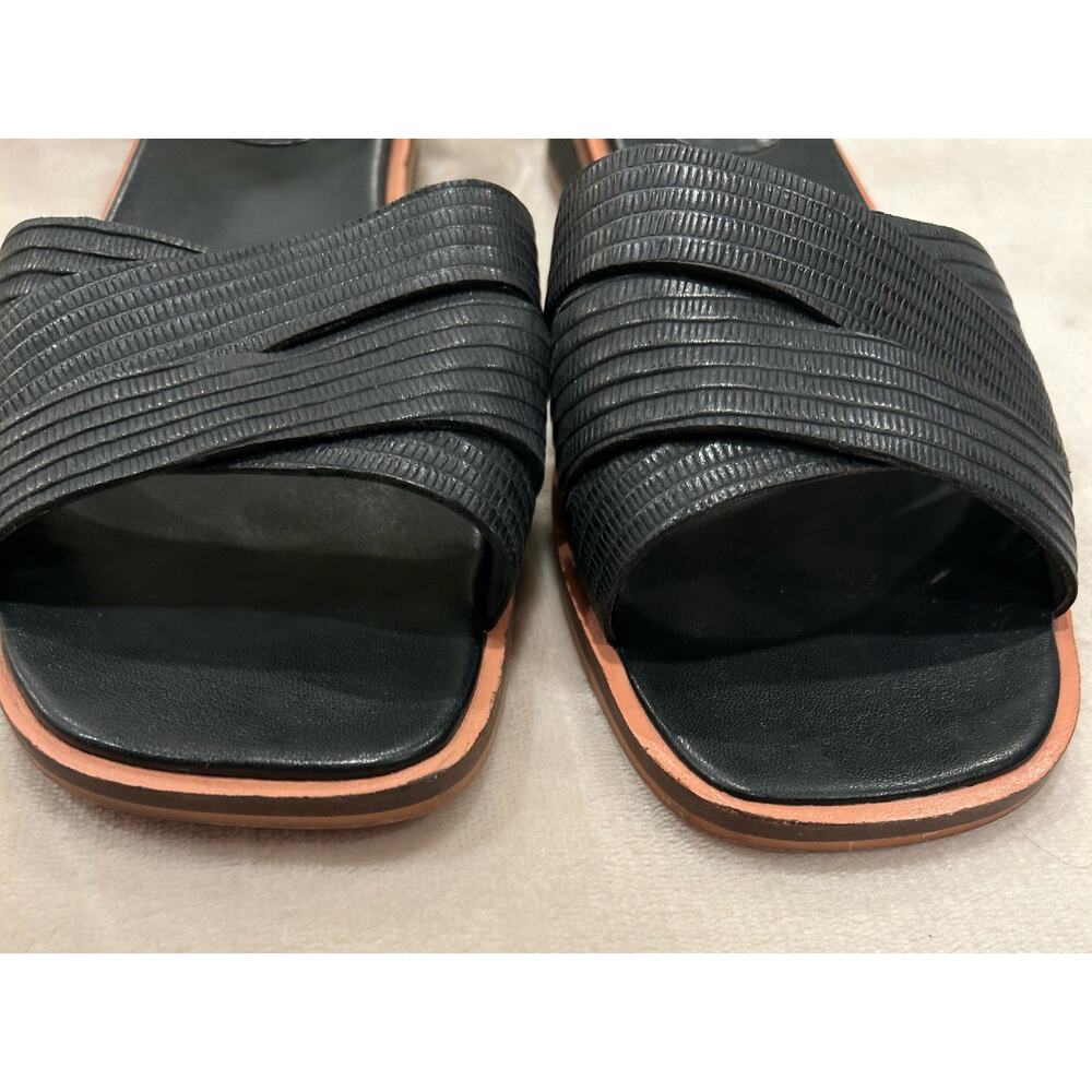 Sold-Vince Camuto Black Slip on Sandal, Size 9.5M - Picture 3 of 9